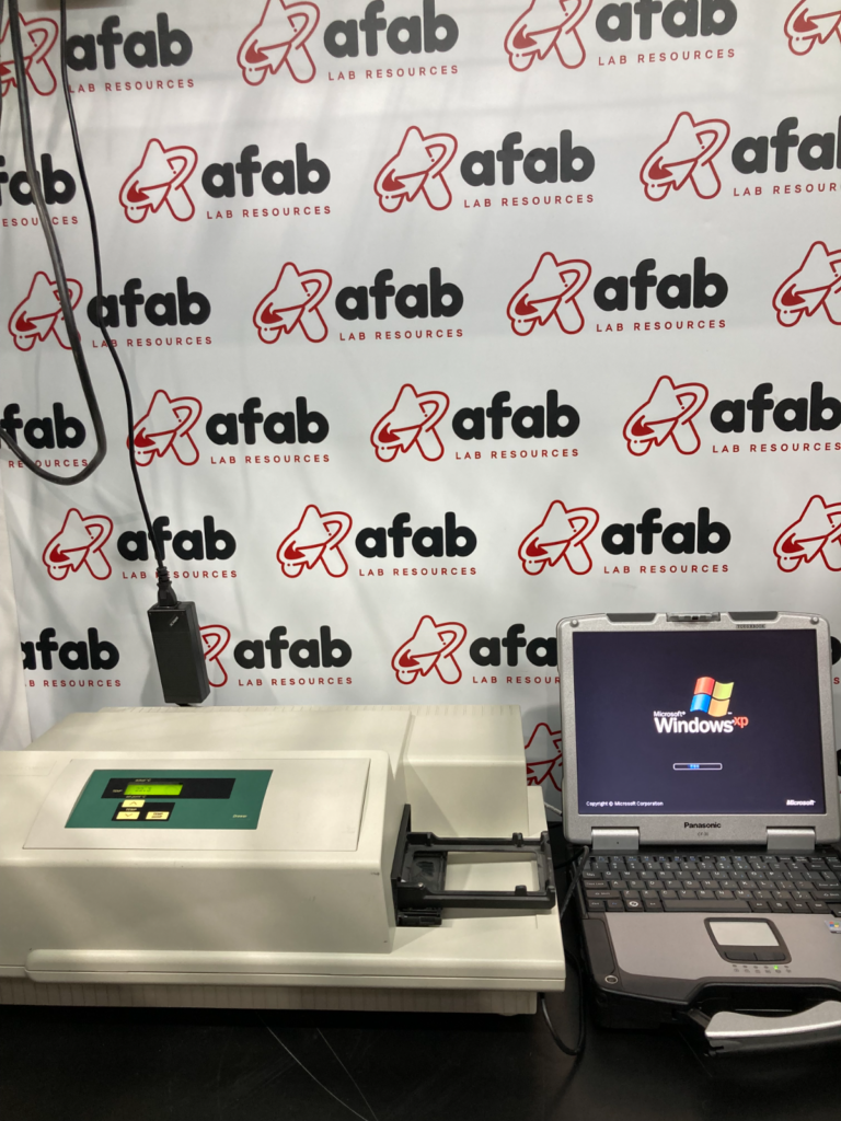 Molecular Devices VersaMax Microplate Reader with Toughbook and