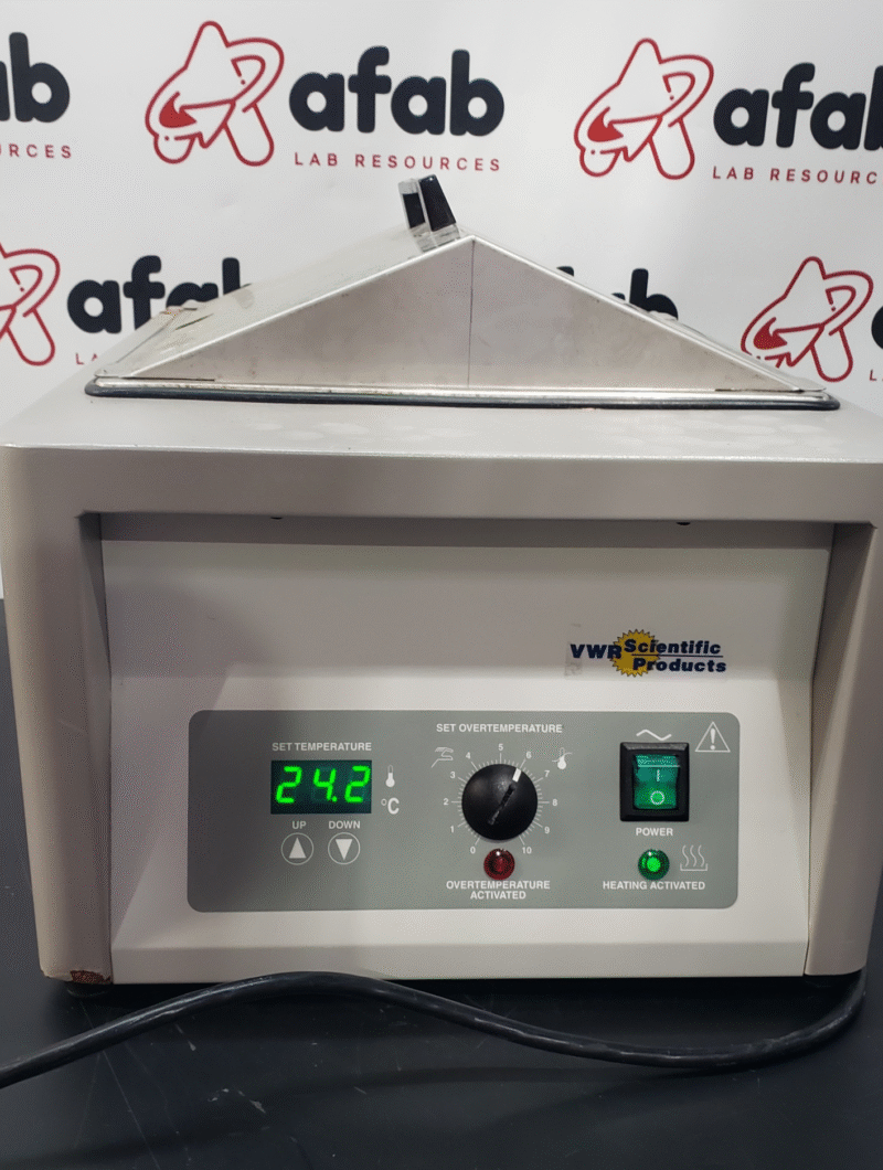 VWR/Shell Lab 1235 Water Bath Capacity: 14 L Temp Range: 5°C