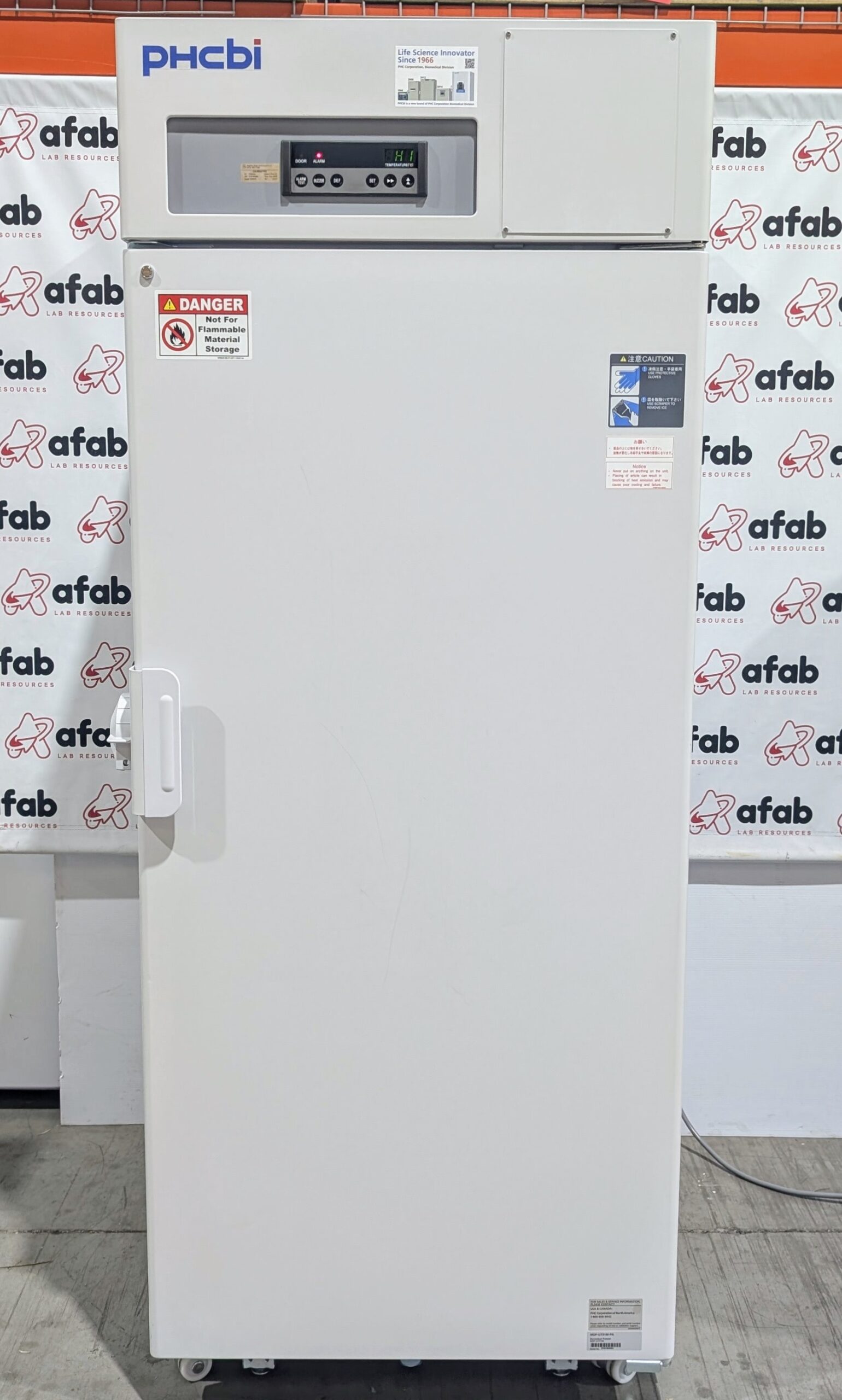 PHCbi MDF-U731M-PA -30°C Upright Biomedical Freezer 24.4 cu.