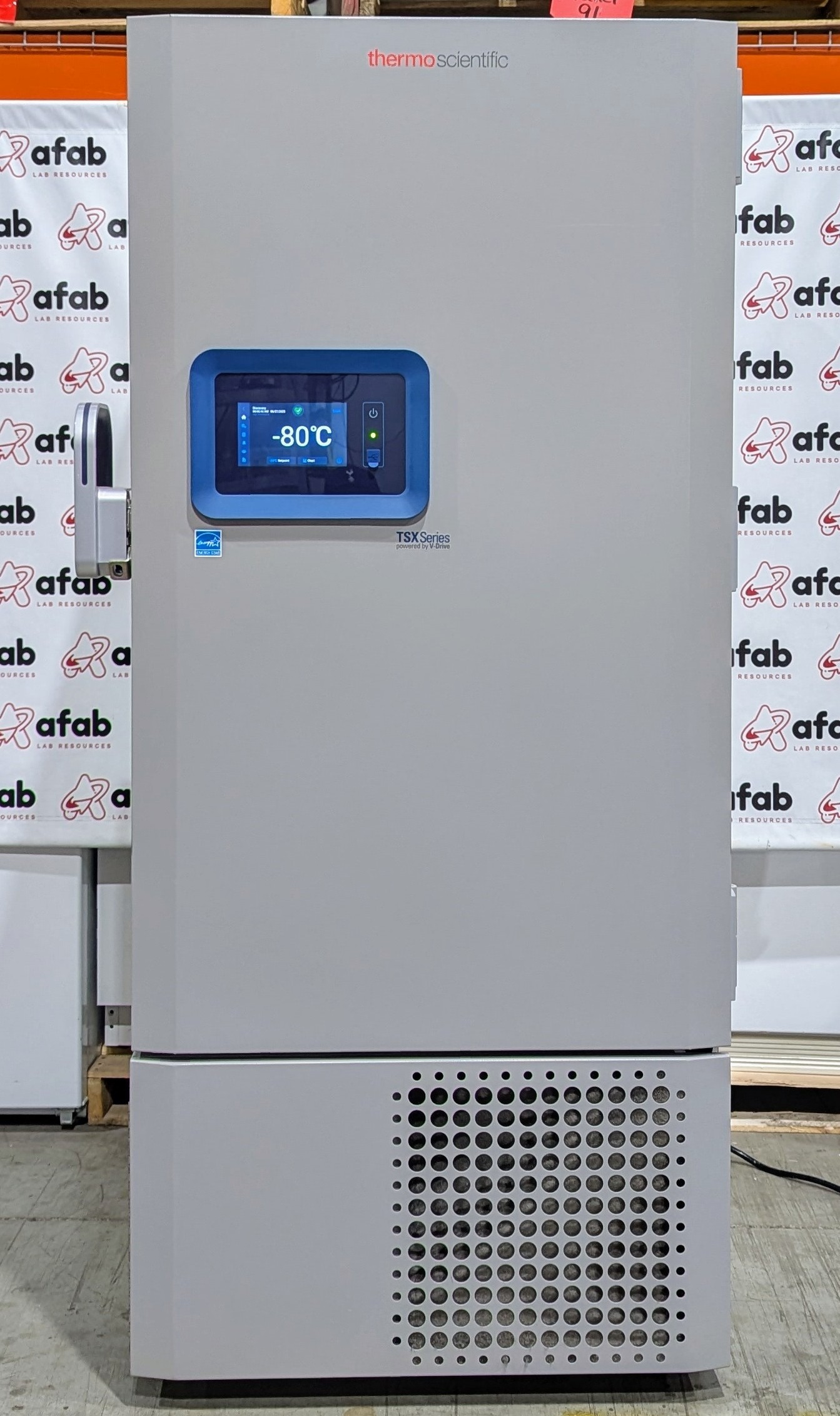 湯Likeページ Thermo Scientific TSX50086A -86°C Ultra Low Freezer 24.1 cft